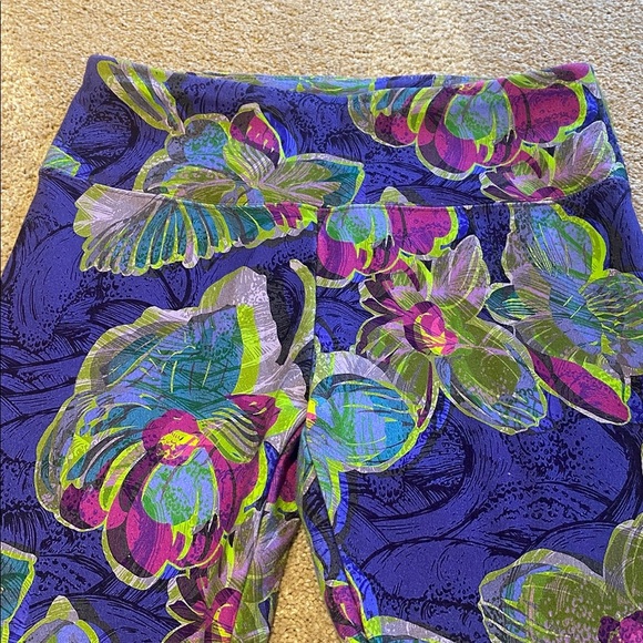Soft Surroundings Leggings Purple Lime Green Tropical Floral Size SMALL - Picture 4 of 11